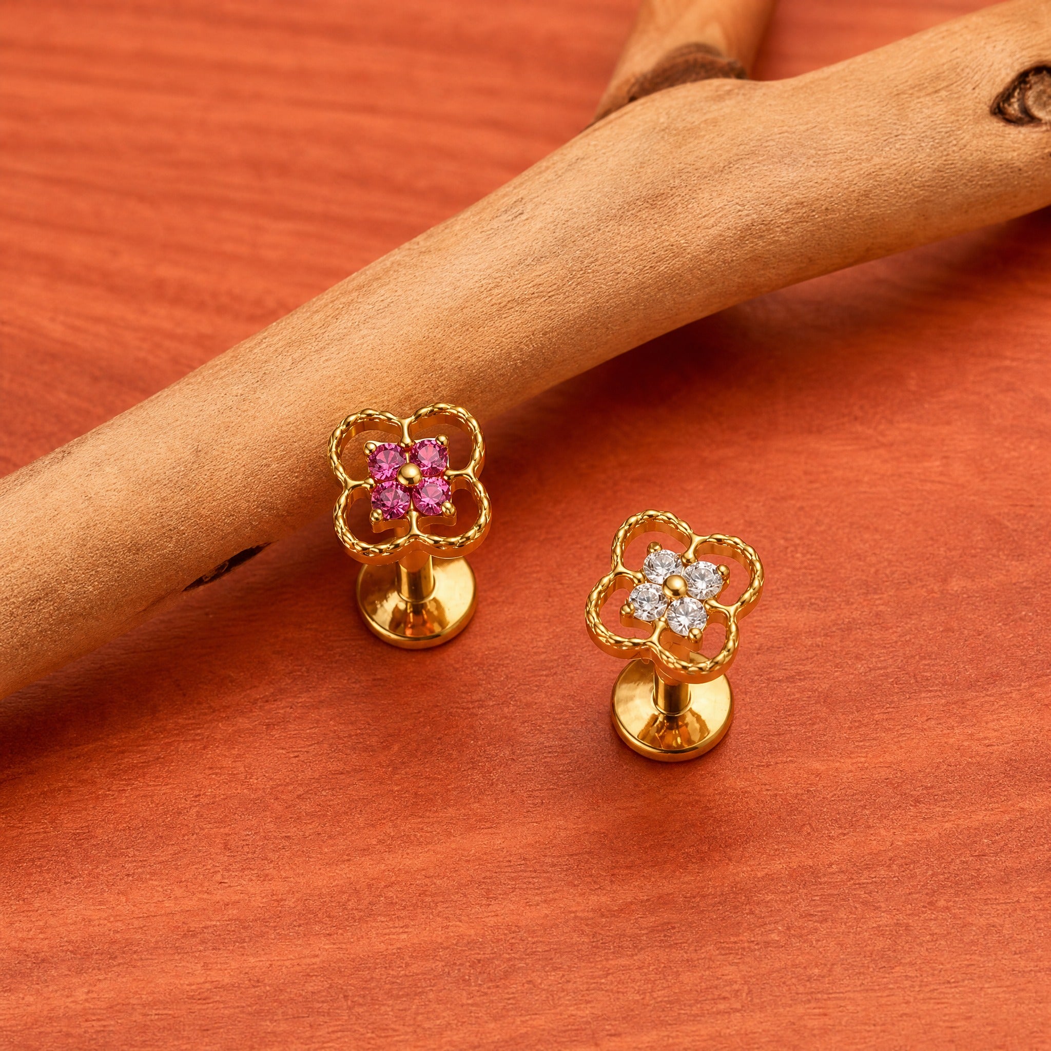 ASTM F136 Titanium Flower Lip Piercing 16G Internal Thread Flat Ear Cartilage Tragus Piercing Gothic Body Piercing Jewelry